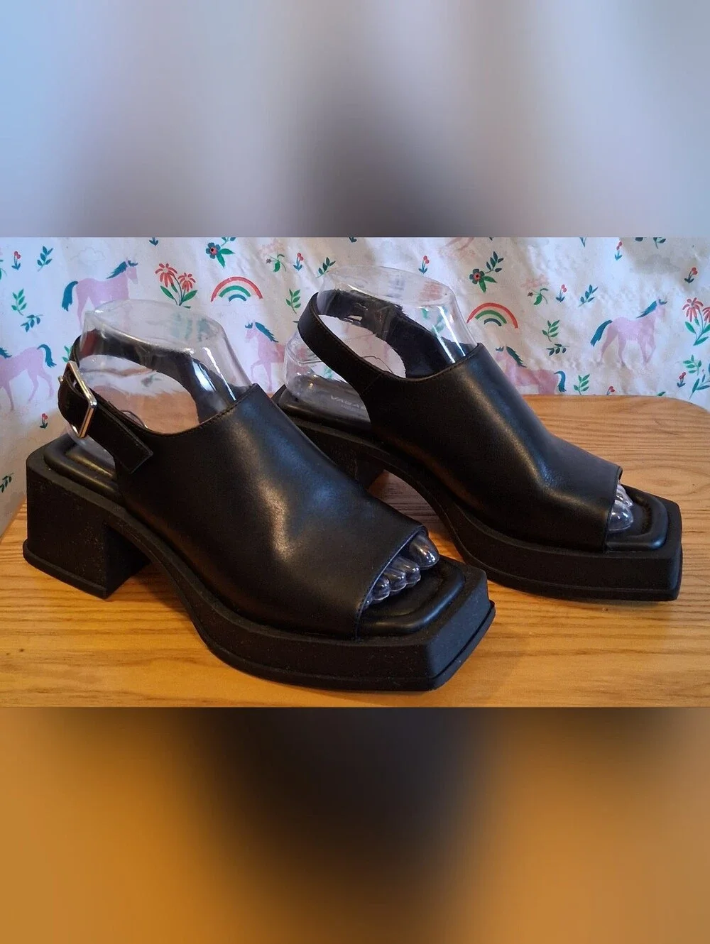 EUC Vagabond Hennie Black Leather Business Casual Platform Block Heel Shoe SZ 7